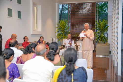 manishi-marachina-margam-005