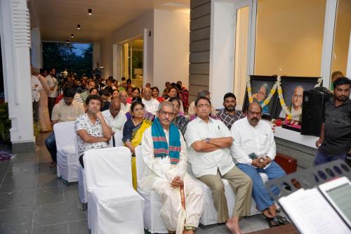 manishi-marachina-margam-009