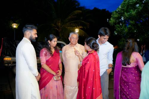 manishi-marachina-margam-013