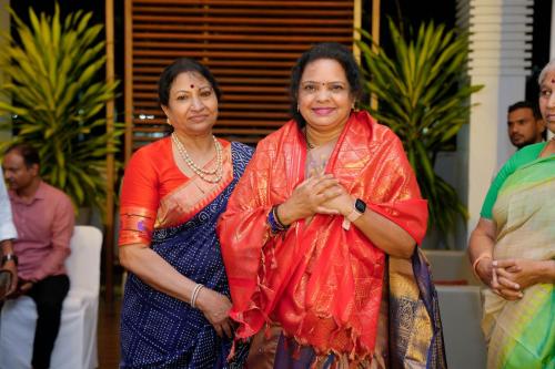 manishi-marachina-margam-027